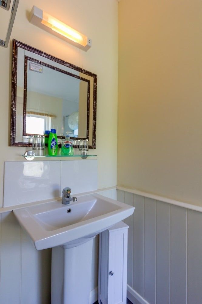 The Highdown Inn Totland Zewnętrze zdjęcie
